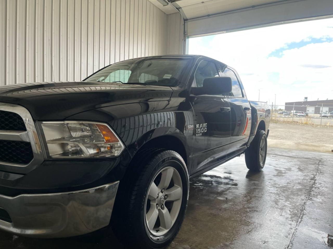 Used 2019 RAM 1500 Classic SLT for sale in Pincher Creek, AB
