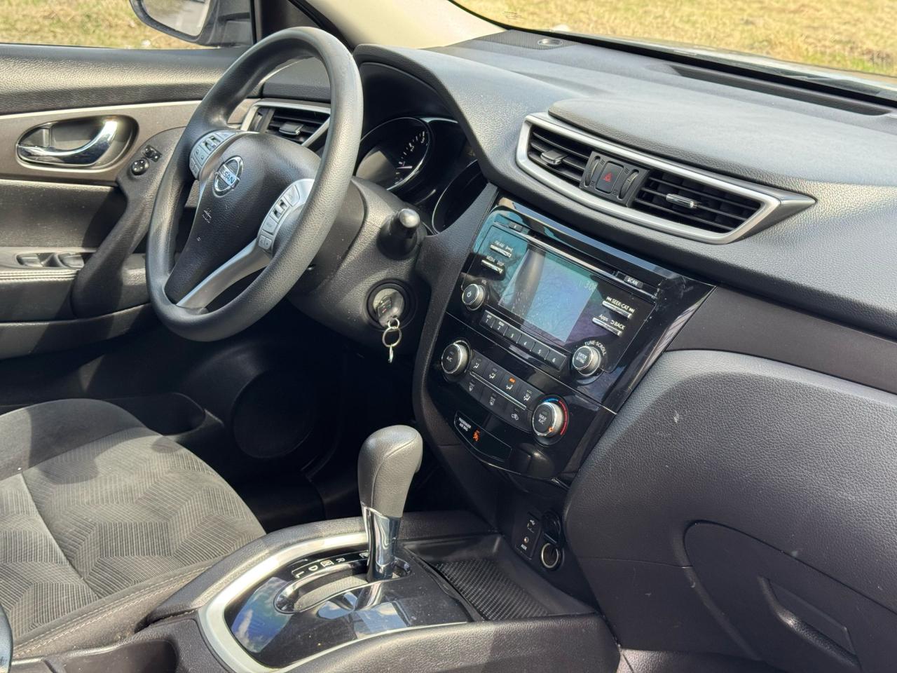 2015 Nissan Rogue S | LOW KM | BACKUP CAM | HTD SEATS | Photo7