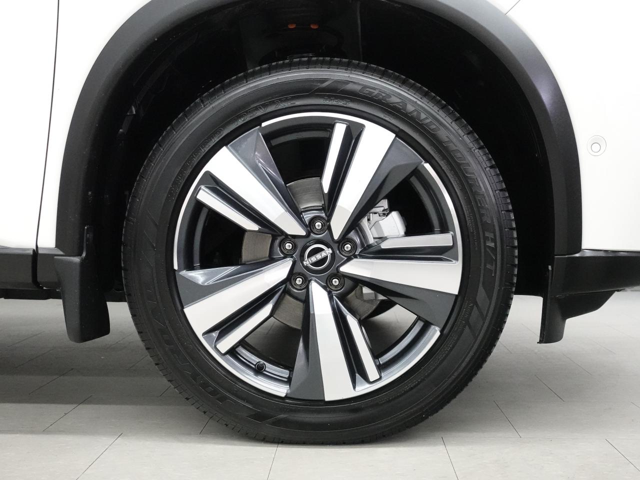 2022 Nissan Rogue SL | AWD | Nav | Leather | Pano roof | CarPlay