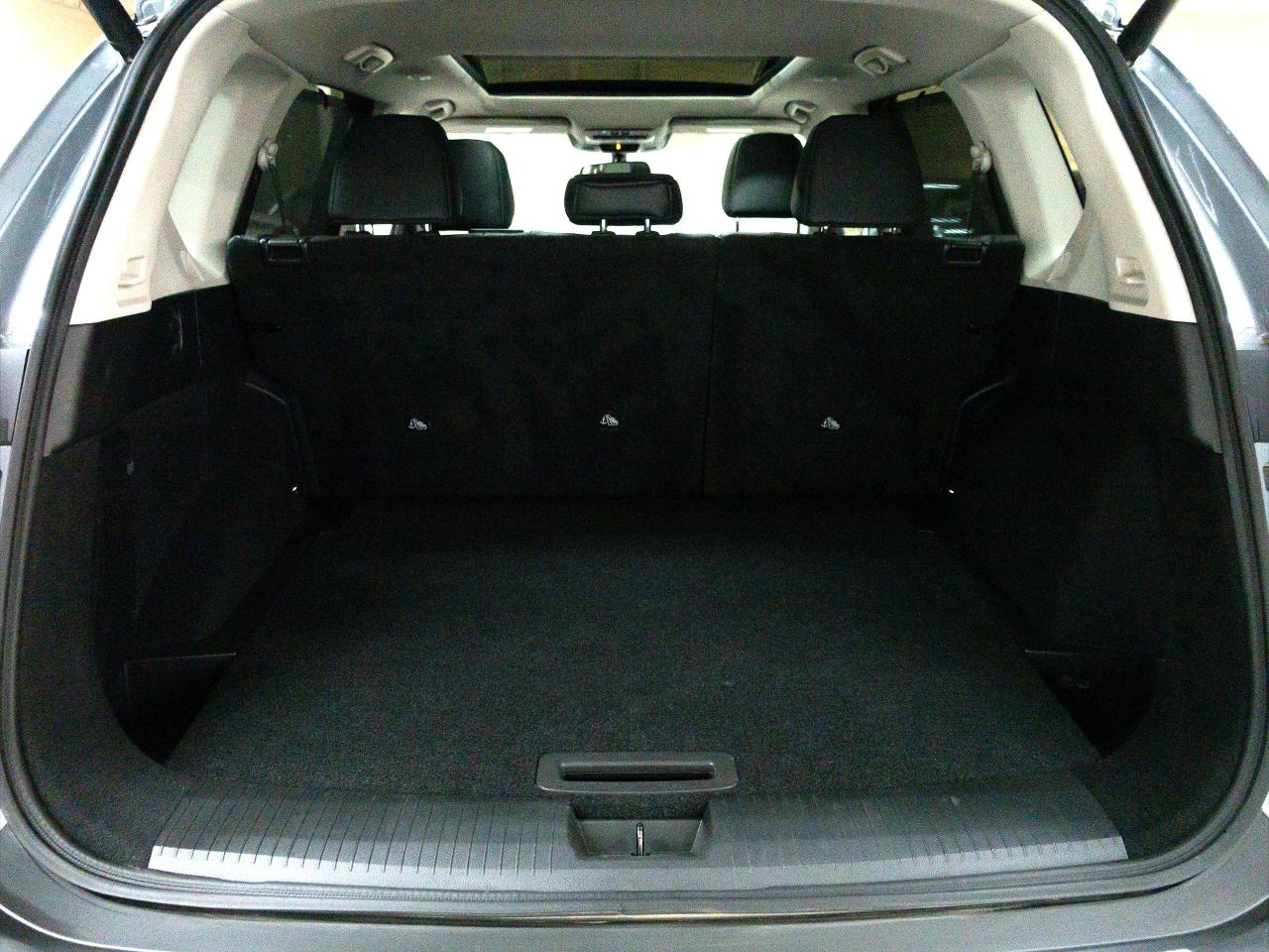 2022 Nissan Rogue SL | AWD | Nav | Leather | Pano roof | CarPlay