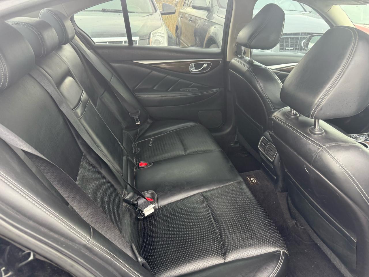 2014 Infiniti Q50  - Photo #19