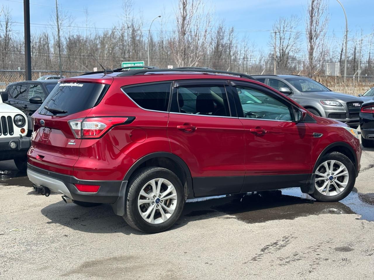 2017 Ford Escape  - Photo #6
