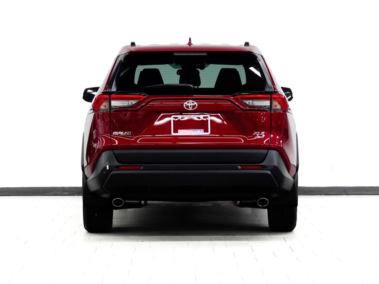 2021 Toyota RAV4 XLE | AWD | Sunroof | Heated Seats | BSM | CarPlay