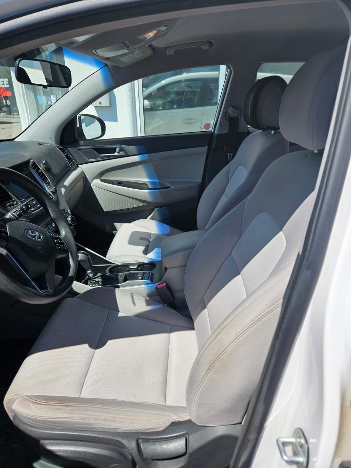 2016 Hyundai Tucson SE - Photo #9