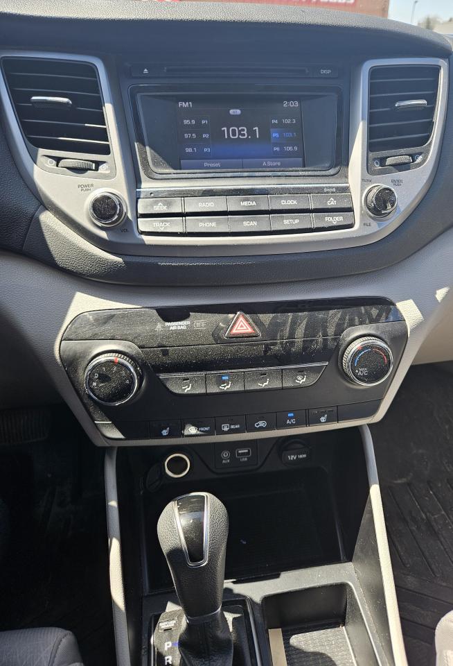 2016 Hyundai Tucson SE - Photo #11