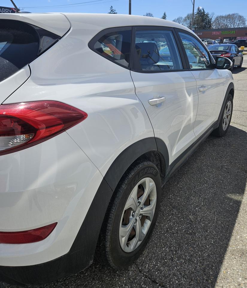 2016 Hyundai Tucson SE - Photo #6