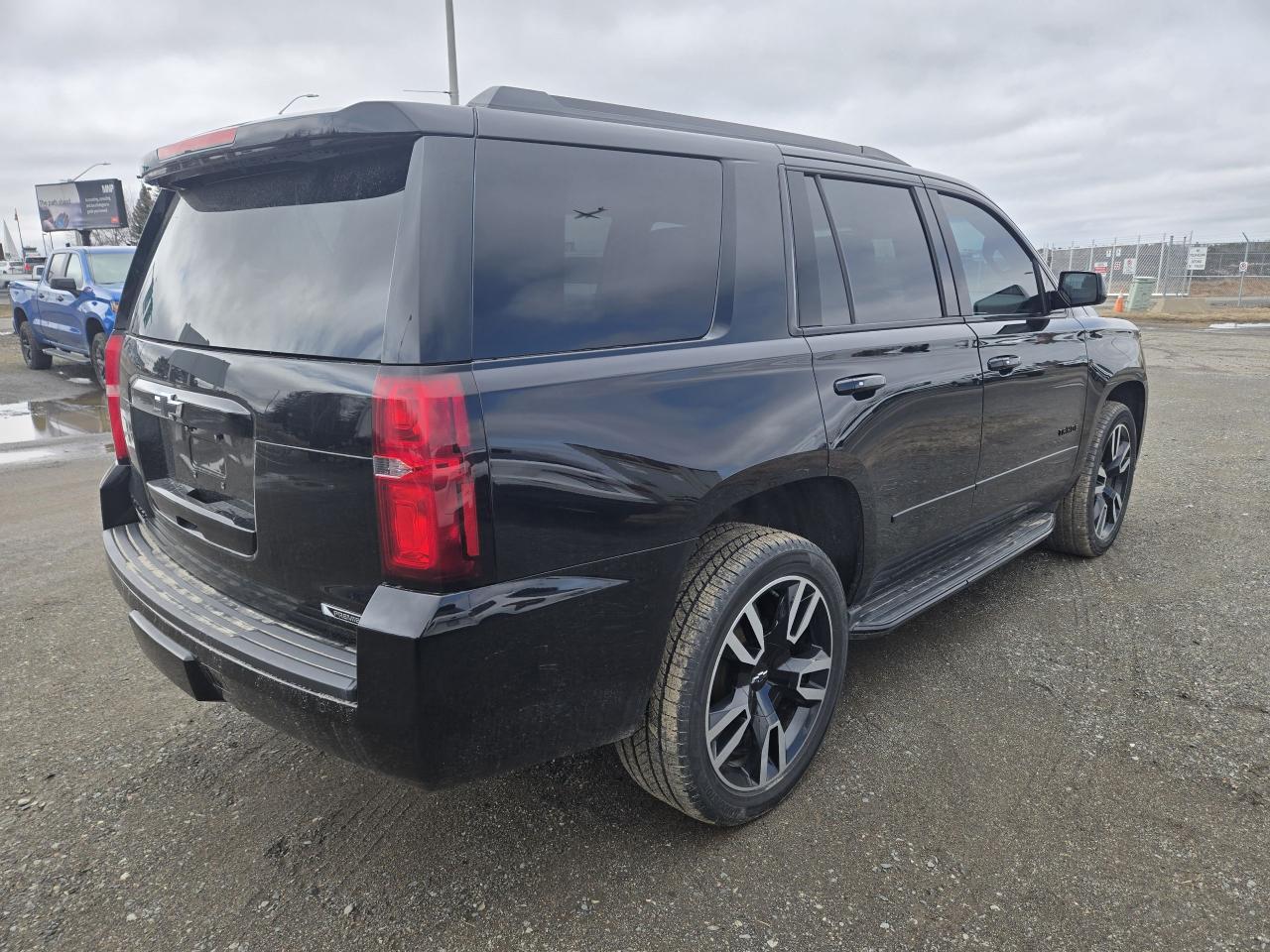 2018 Chevrolet Tahoe 4WD 4dr Premier - Photo #4