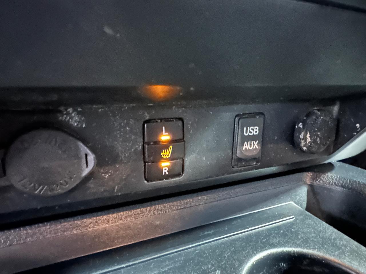 2019 Toyota Tundra 4X4 Double CAB Long SR5 Plus 5.7L - Photo #21