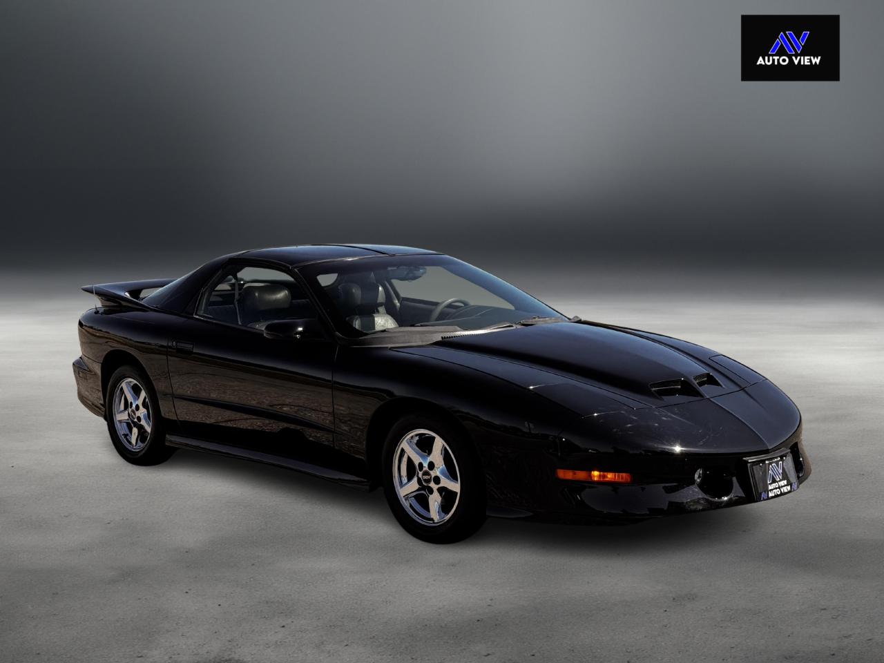 1997 Pontiac Firebird Formula **SUPER CLEAN**LOW KM'S** Photo2