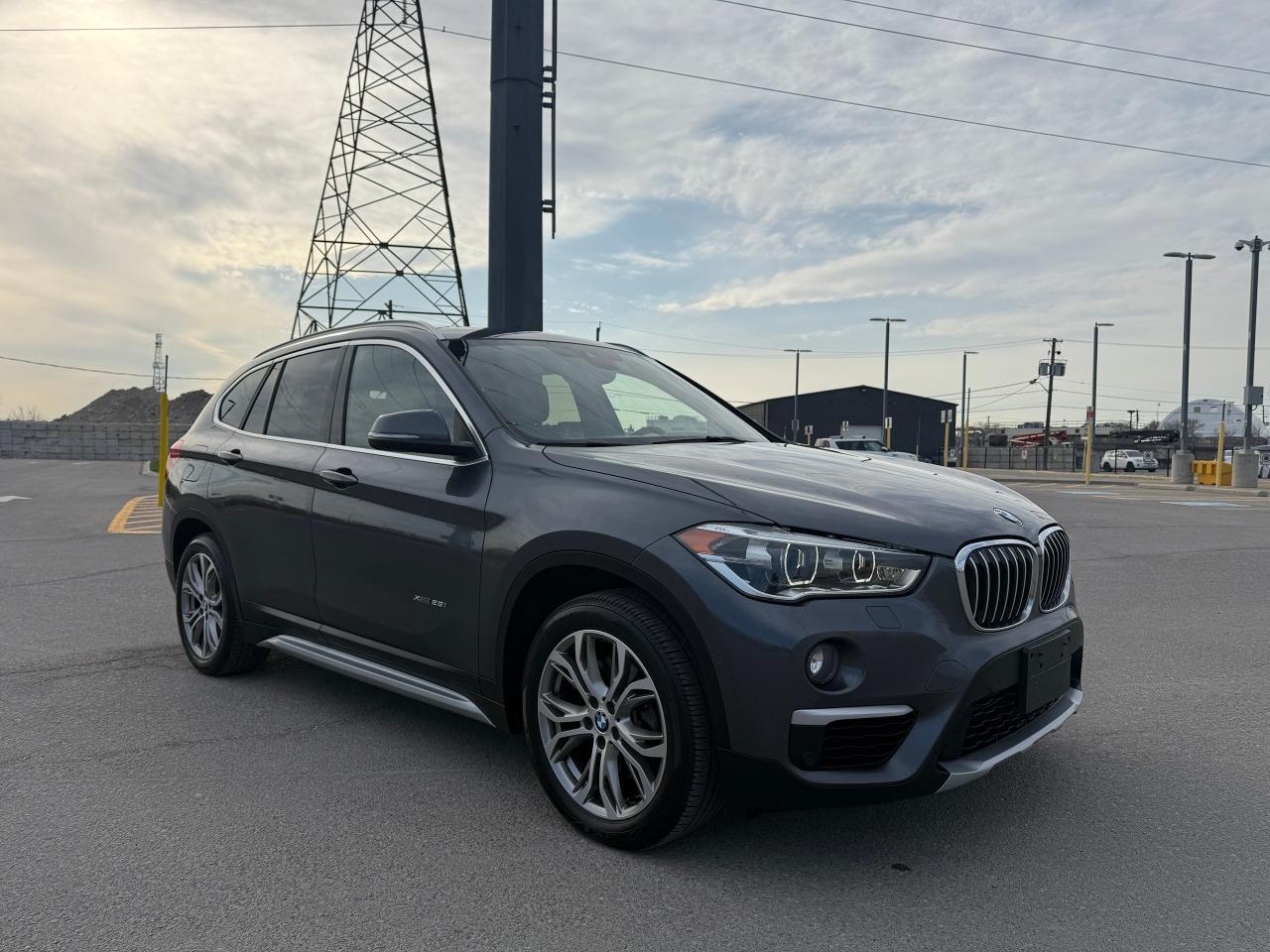 2017 BMW X1 AWD 4dr xDrive28i - Photo #4