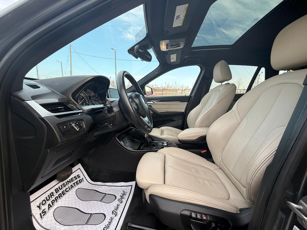 2017 BMW X1 AWD 4dr xDrive28i - Photo #11