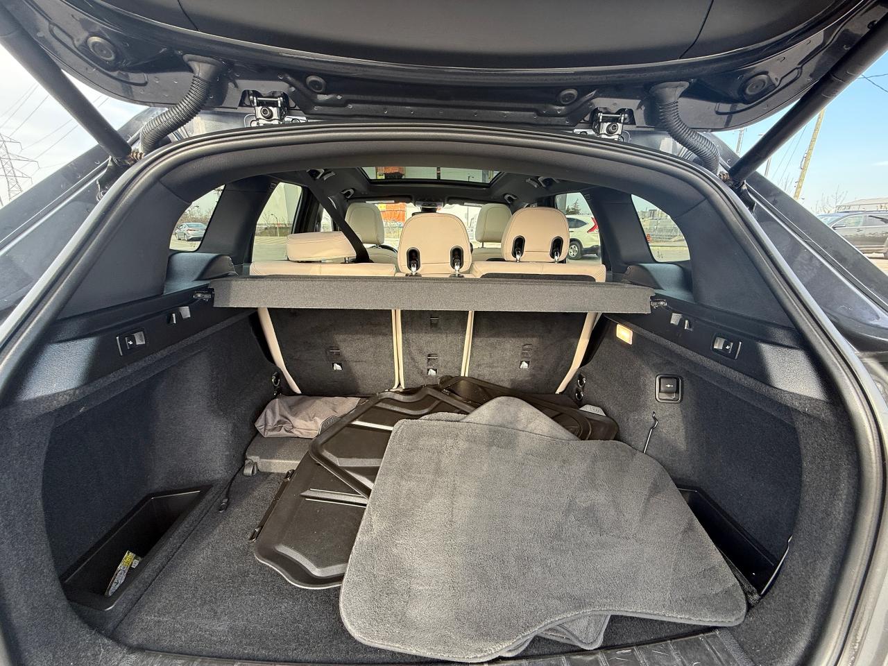 2017 BMW X1 AWD 4dr xDrive28i - Photo #14