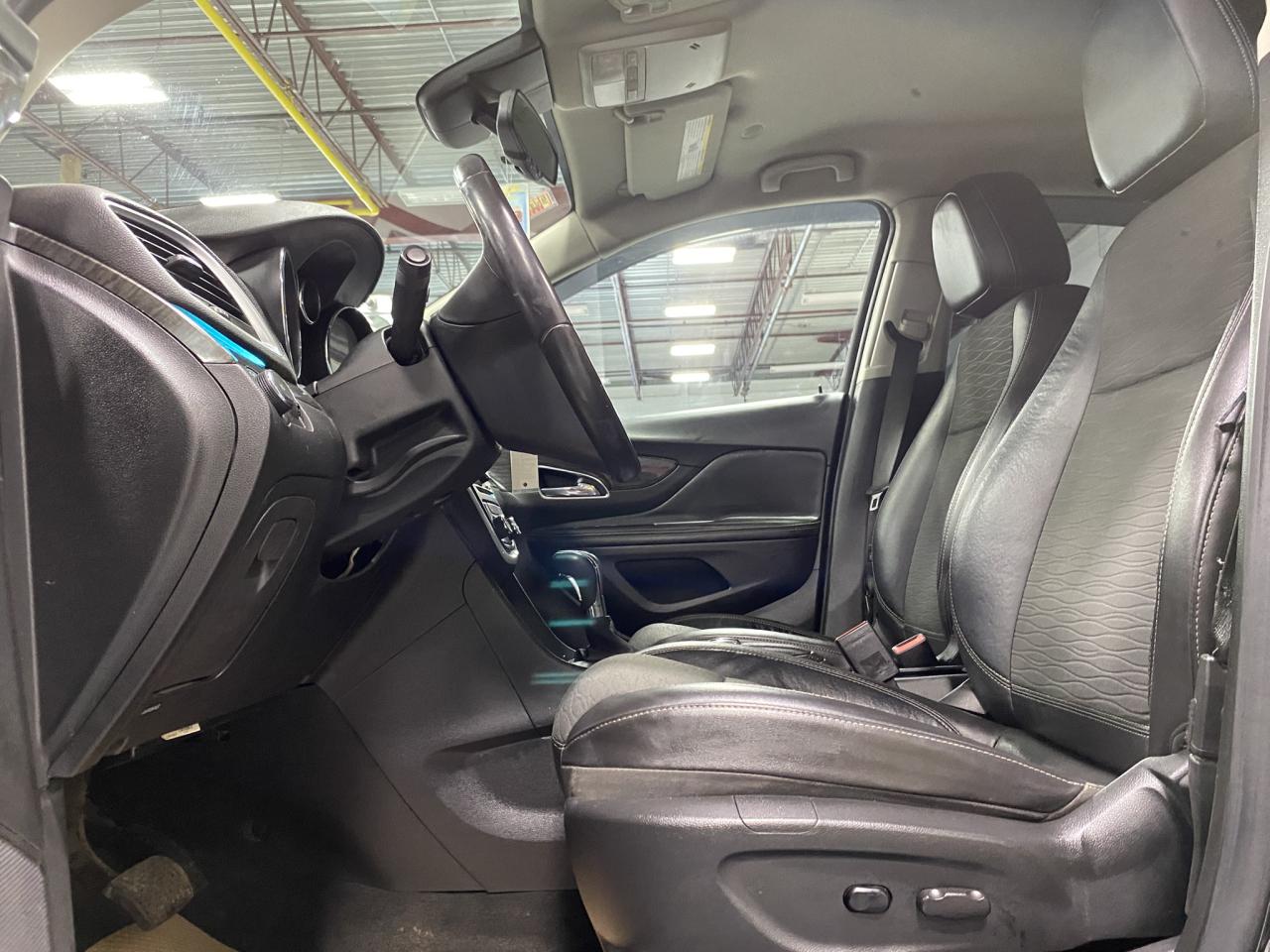 2015 Buick Encore Convenience AWD - Photo #12