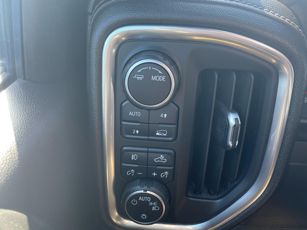 2020 Chevrolet Silverado 1500 LT SUPERCREW Photo5
