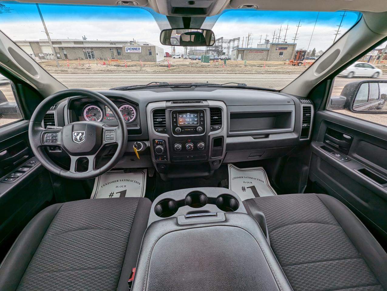 2020 RAM 1500 Classic Express | Back Up Camera | 6 Passenger - Photo #8