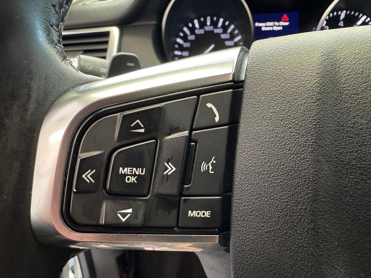 2016 Land Rover Discovery Sport Sport HSE Luxury+Camera+Roof+GPS+CLEAN CARFAX - Photo #41