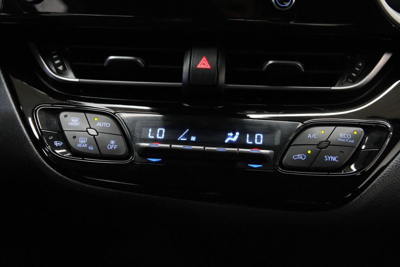 2022 Toyota C-HR LE | LaneDep | ACC | Backup Cam | CarPlay