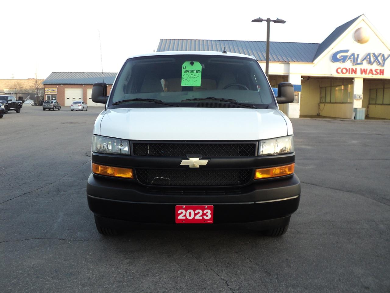 2023 Chevrolet Express LS 3500 RWD 6.6L8cylGas 12 Passenger BackUpCam - Photo #2