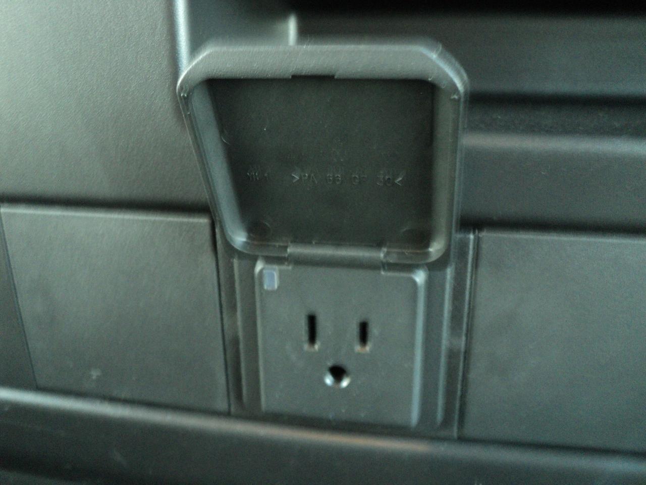 2023 Chevrolet Express LS 3500 RWD 6.6L8cylGas 12 Passenger BackUpCam - Photo #22