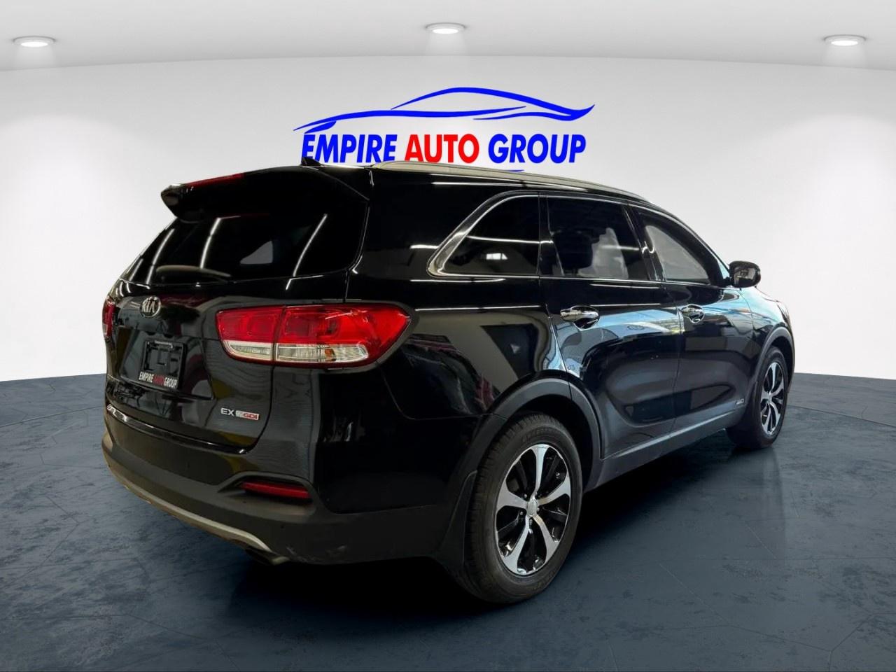 2018 Kia Sorento EX Photo3