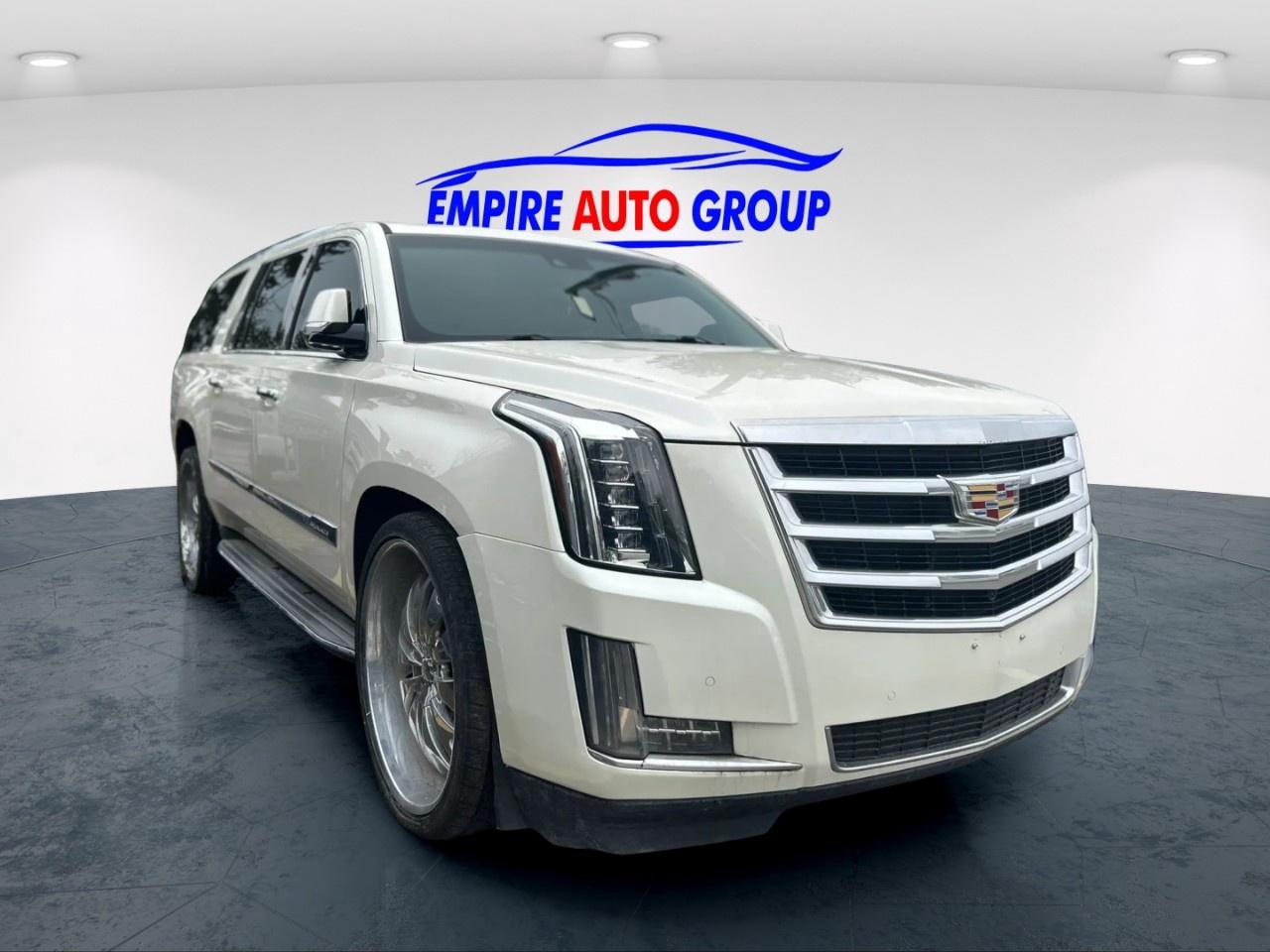 2015 Cadillac Escalade ESV Photo3