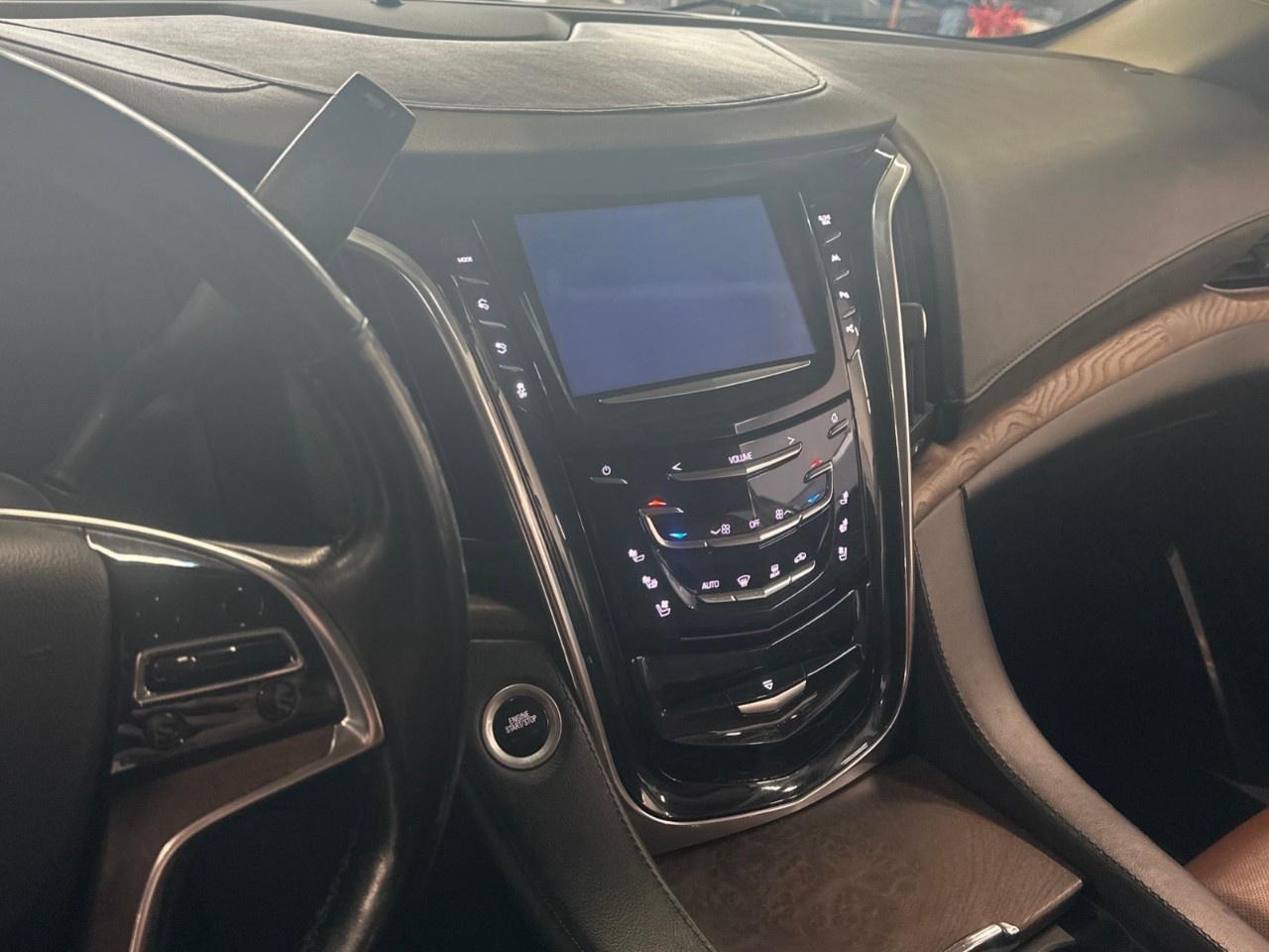 2015 Cadillac Escalade ESV Photo