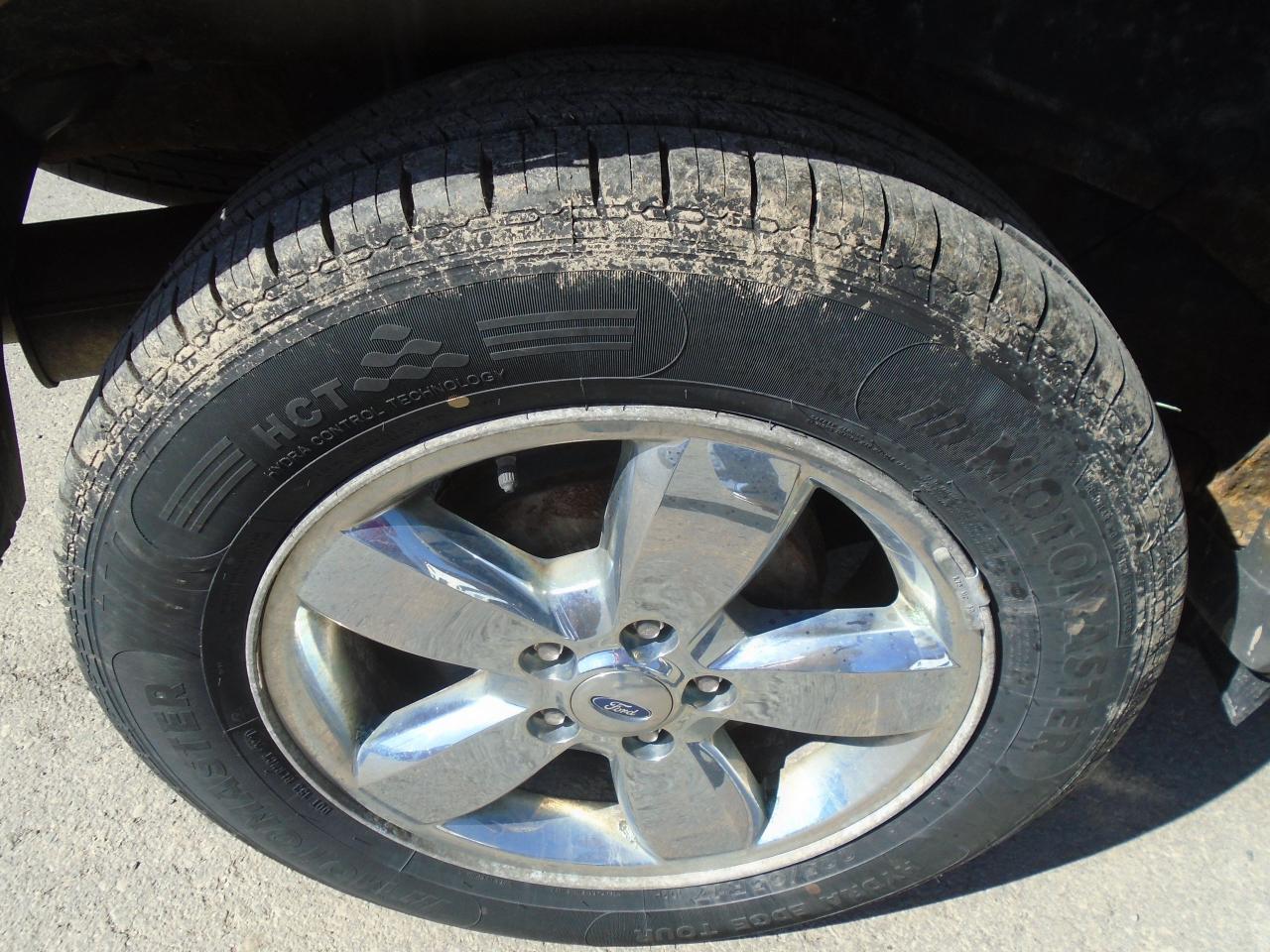 2009 Ford Escape FWD 4DR V6 AUTO XLT - Photo #35