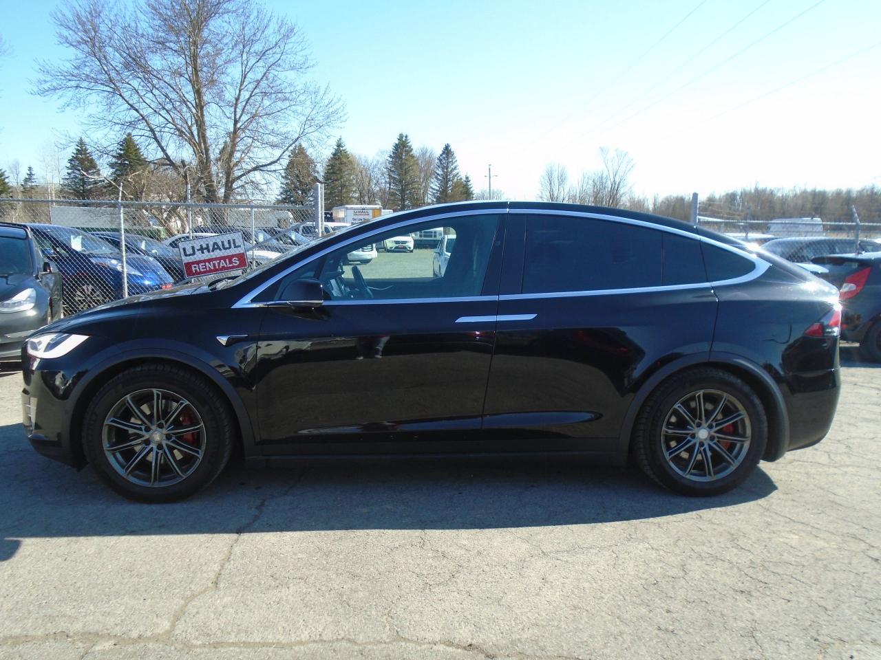 2017 Tesla Model X 90D AWD 473KM full charge - Photo #7