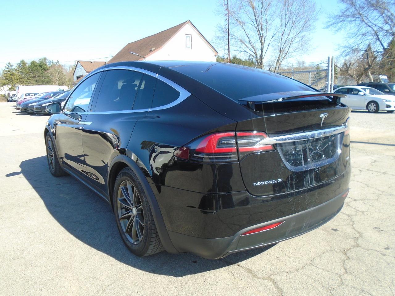 2017 Tesla Model X 90D AWD 473KM full charge - Photo #6