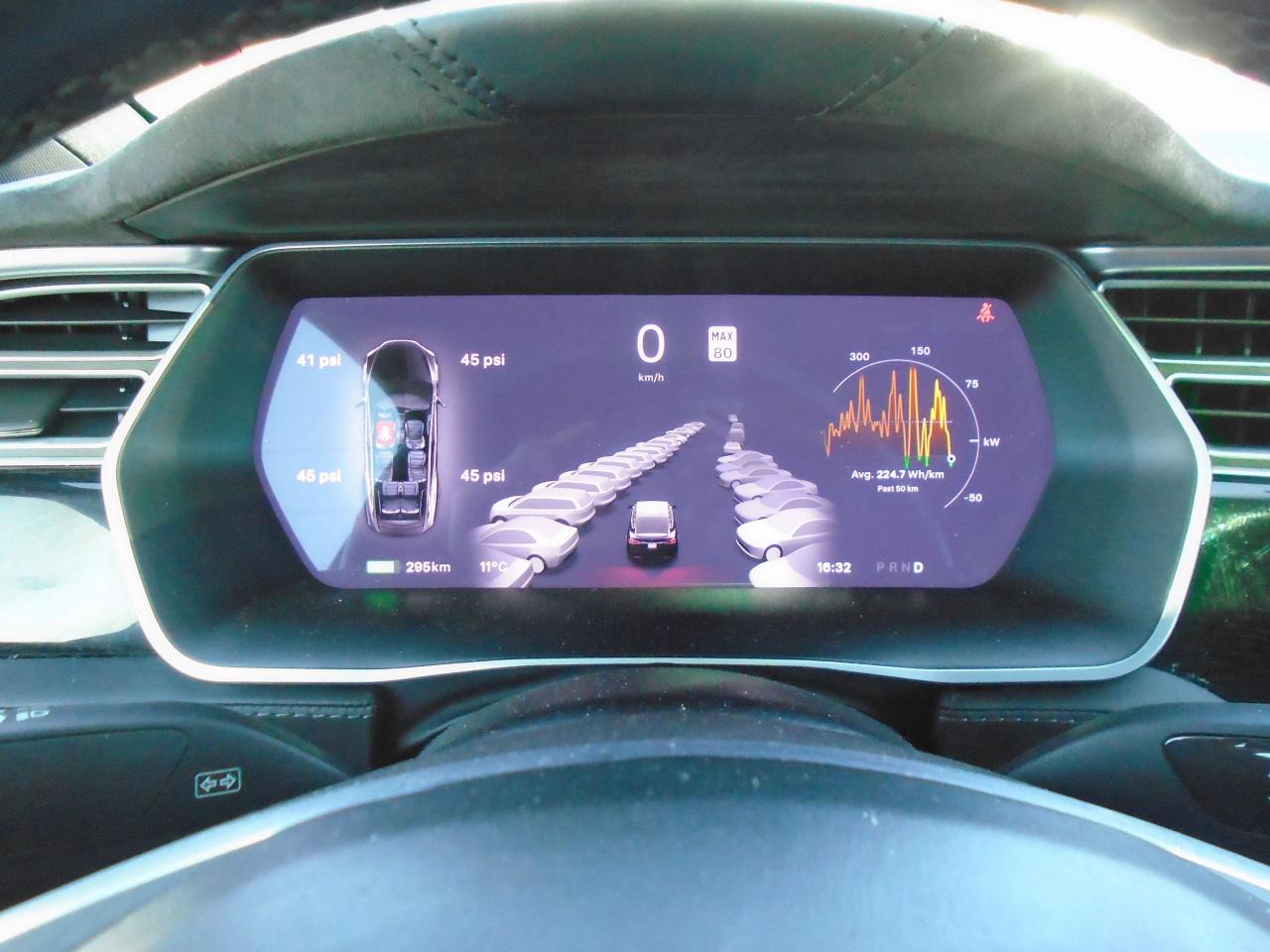 2017 Tesla Model X 90D AWD 473KM full charge - Photo #22