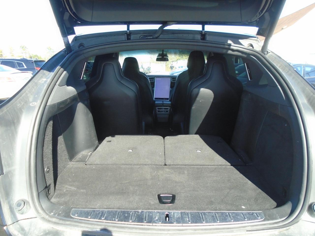 2017 Tesla Model X 90D AWD 473KM full charge - Photo #42