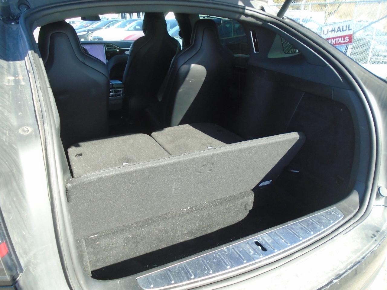 2017 Tesla Model X 90D AWD 473KM full charge - Photo #43