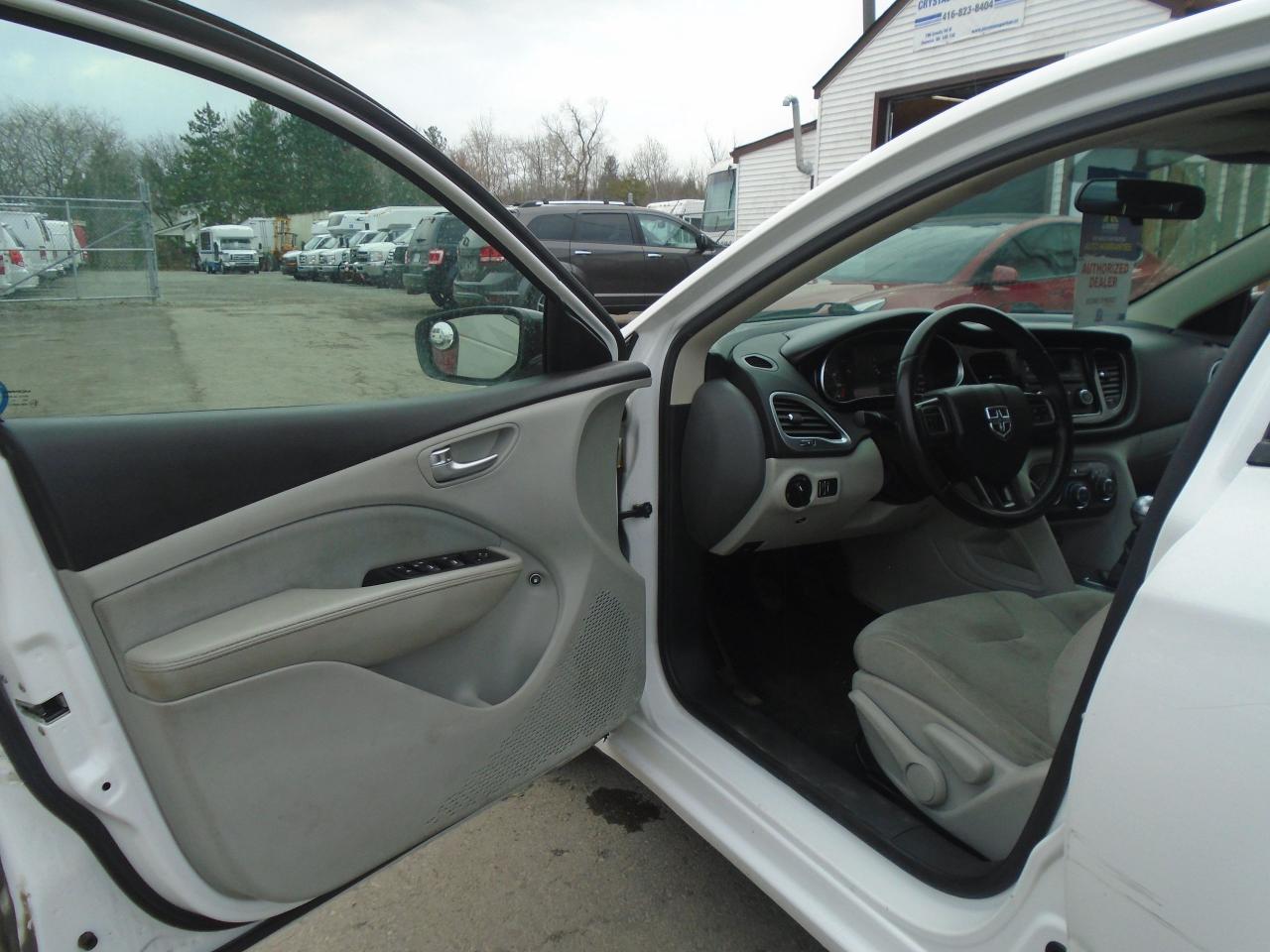 2013 Dodge Dart 4dr Sdn SXT - Photo #9