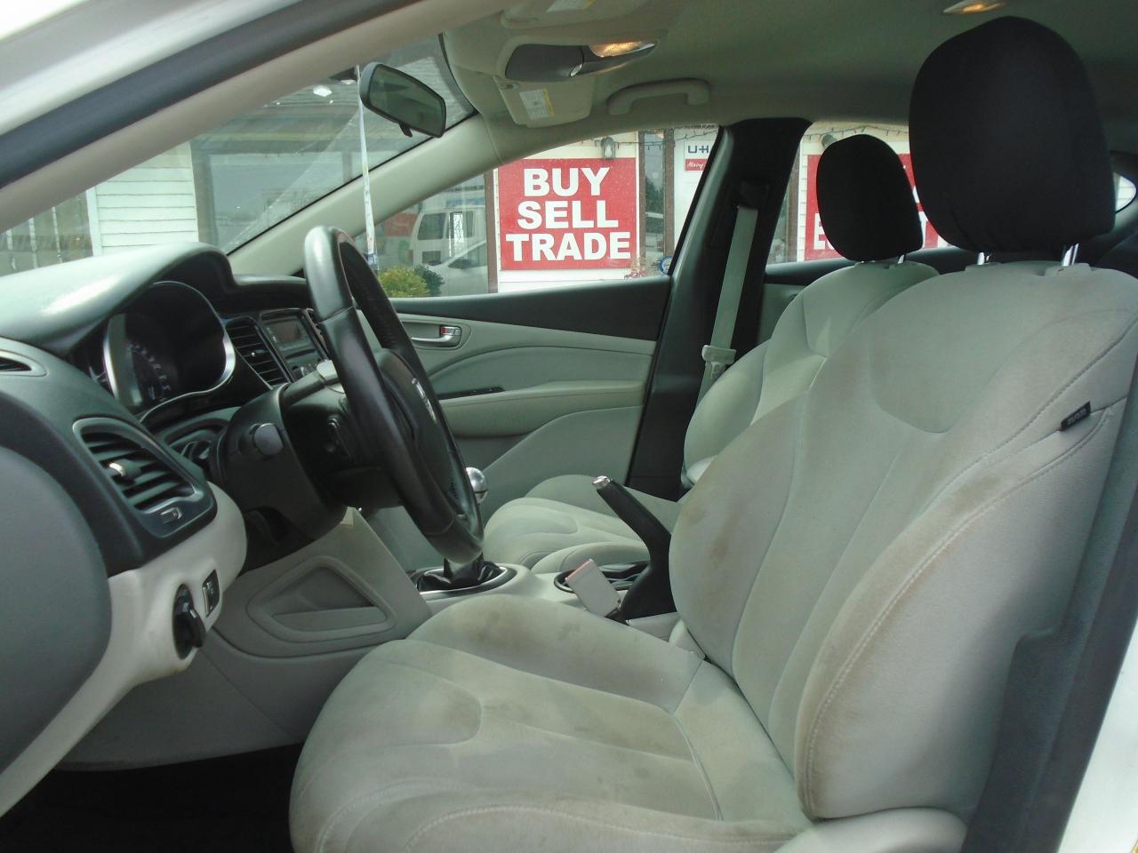 2013 Dodge Dart 4dr Sdn SXT - Photo #11
