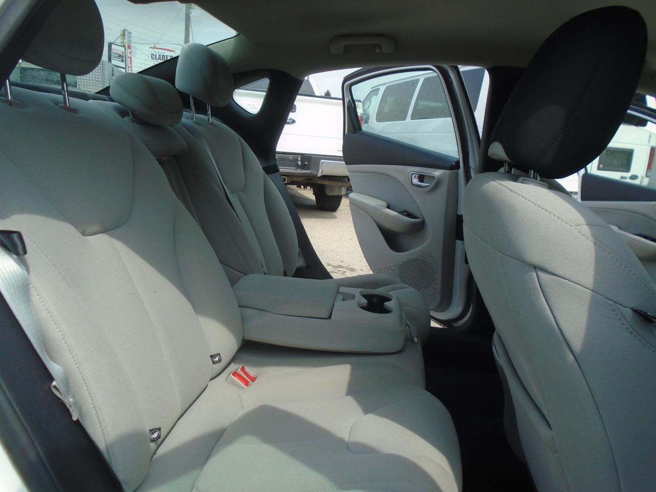 2013 Dodge Dart 4dr Sdn SXT - Photo #17