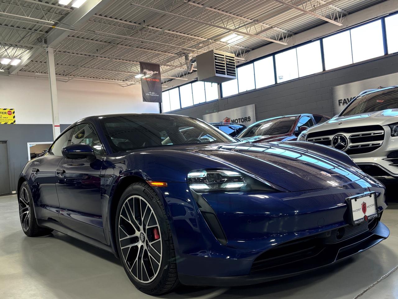 2020 Porsche Taycan 4S AWD|PERFORMANCEBATTERY|PREMIUMPKG|NAV|BOSE|LED| - Photo #2