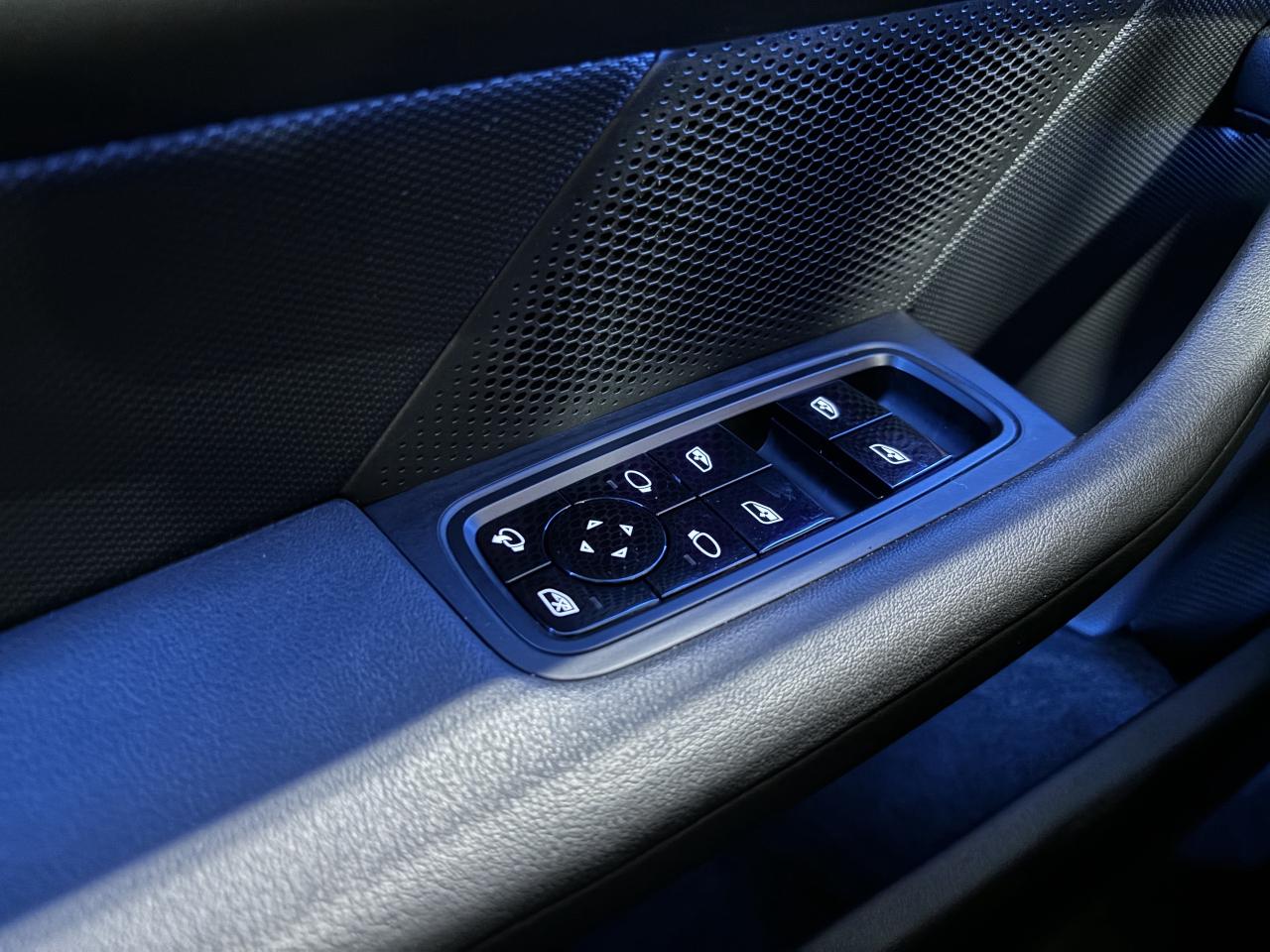 2020 Porsche Taycan 4S AWD|PERFORMANCEBATTERY|PREMIUMPKG|NAV|BOSE|LED| - Photo #17
