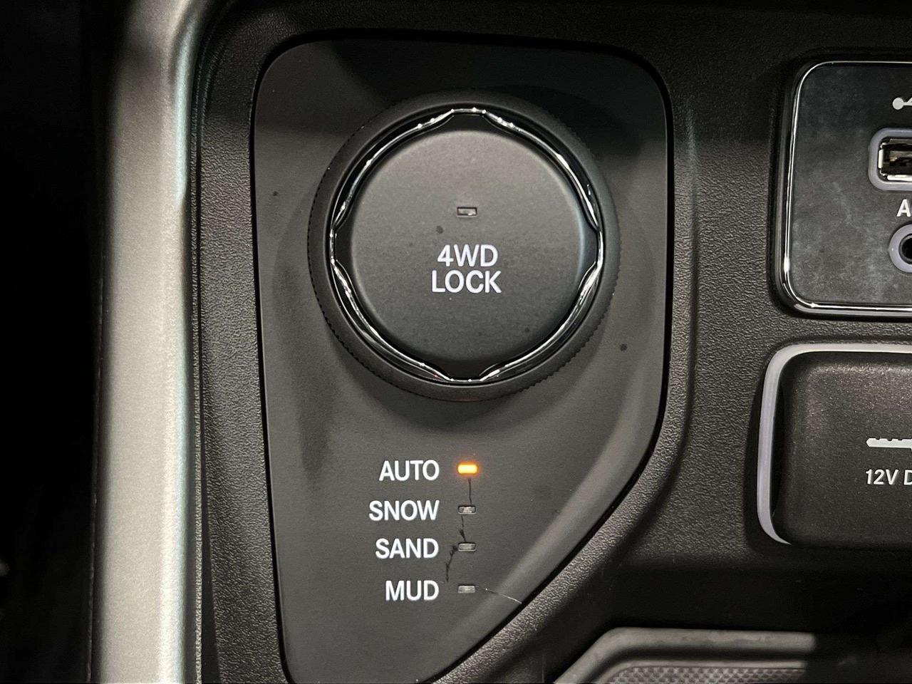 2021 Jeep Compass SPORT 4X4 | ONLY 55,000KMS!!| HTD SEATS | CARPLAY Photo