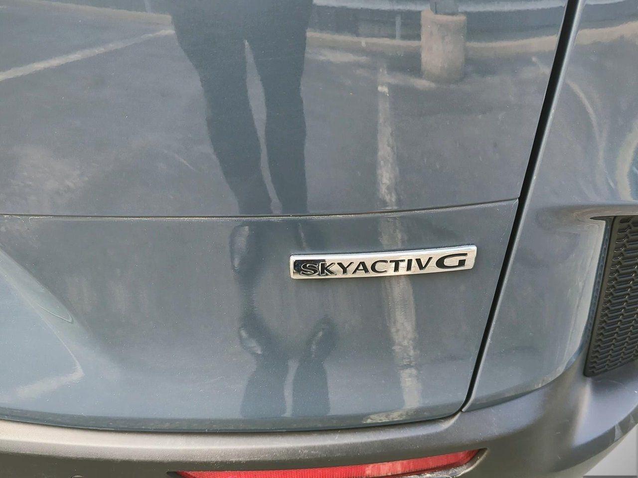 12438172