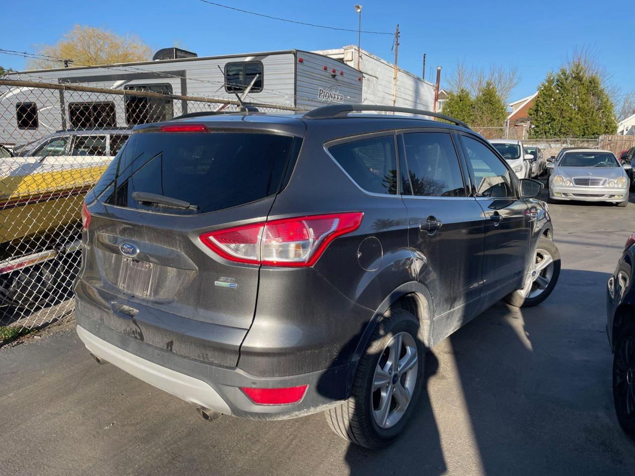 2016 Ford Escape SE *AS-IS, AWD, HEATED SEATS, NAV, BACKUP CAM* - Photo #5