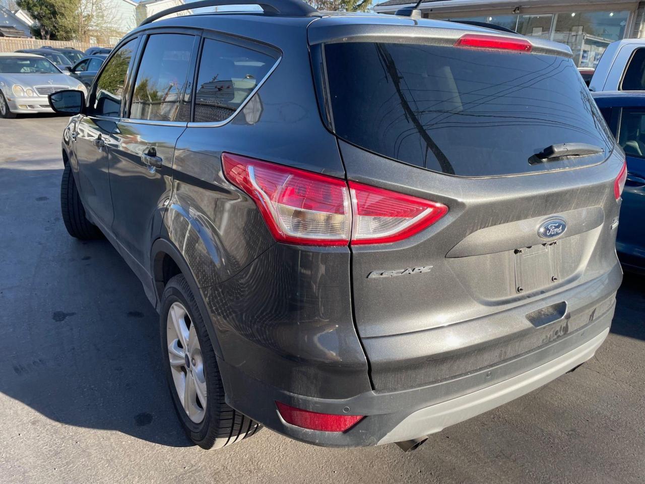 2016 Ford Escape SE *AS-IS, AWD, HEATED SEATS, NAV, BACKUP CAM* - Photo #7