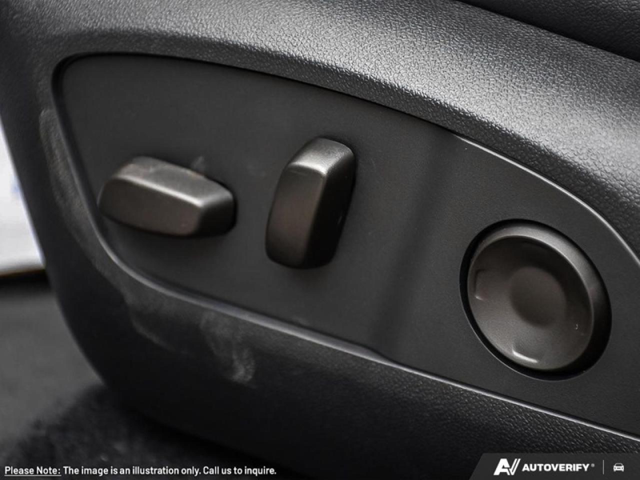 2025 Chevrolet Equinox EV RS  RS AWD, SUNROOF, TOW PACK, CONV PACKAGE Photo