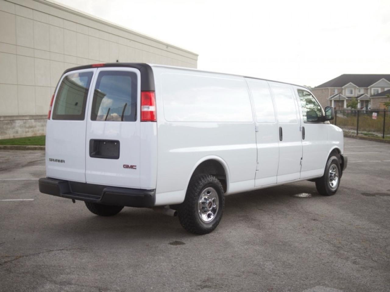 2022 GMC Savana Cargo Van WT  **EXTENDED CARGO VAN** Photo