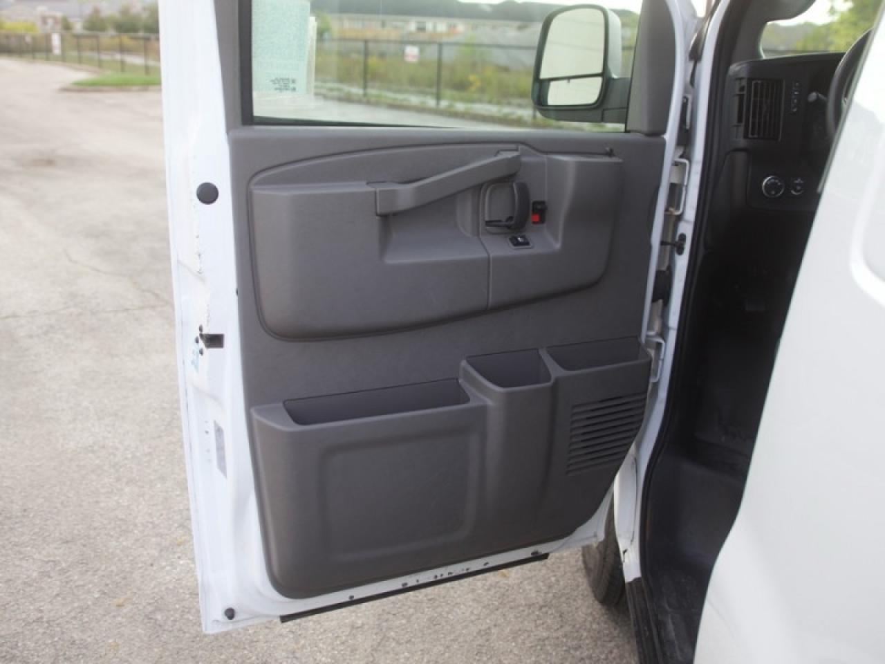 2022 GMC Savana Cargo Van WT  **EXTENDED CARGO VAN** Photo