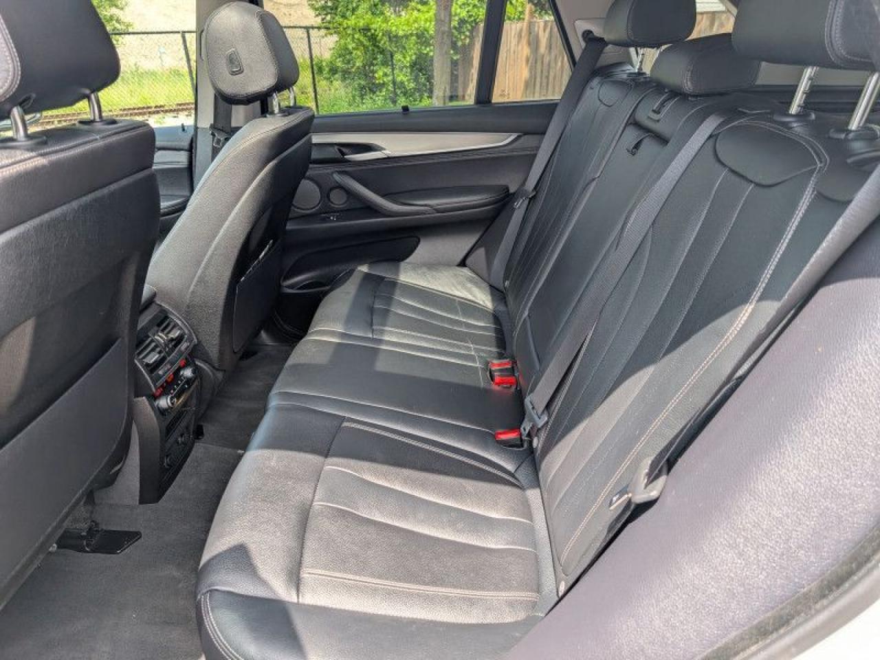 2018 BMW X5 xDrive35i  **PREMIUM PKG. ESSENTIAL** Photo