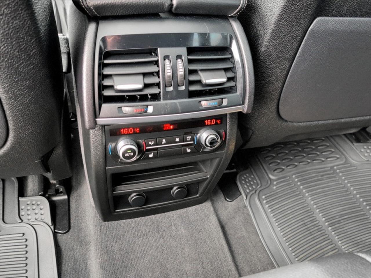 2018 BMW X5 xDrive35i  **PREMIUM PKG. ESSENTIAL** Photo