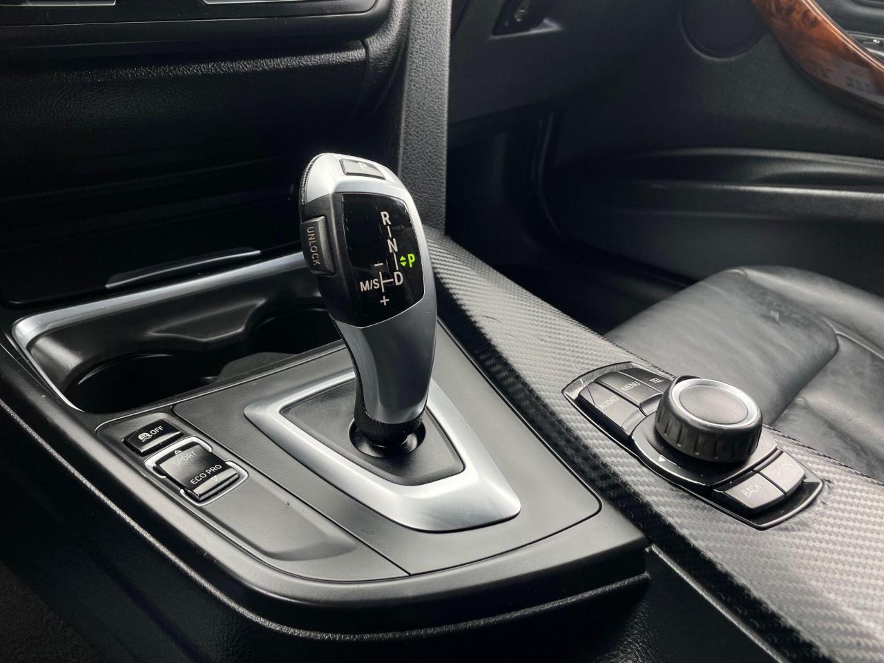2013 BMW 3 Series 328i xDrive *SAFETY, HEATED SEATS & STEERING* - Photo #13