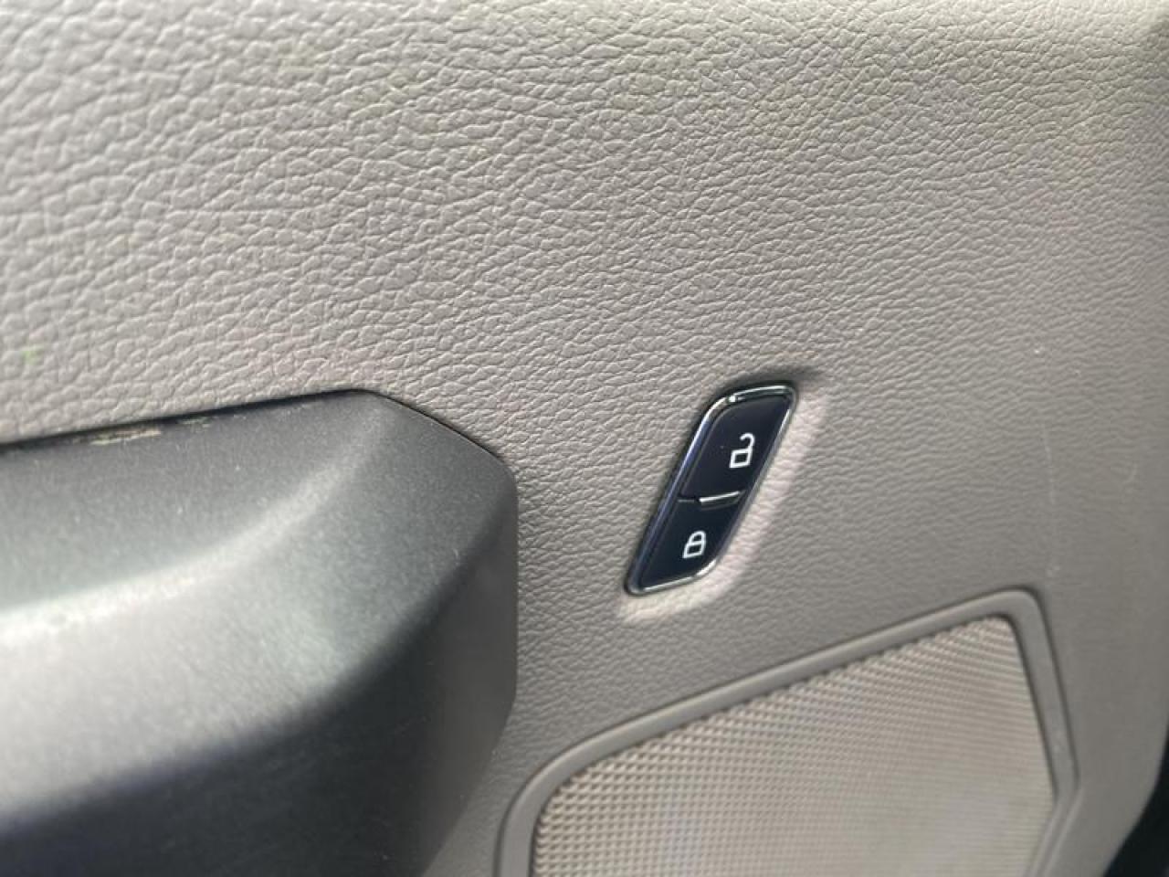 12438531