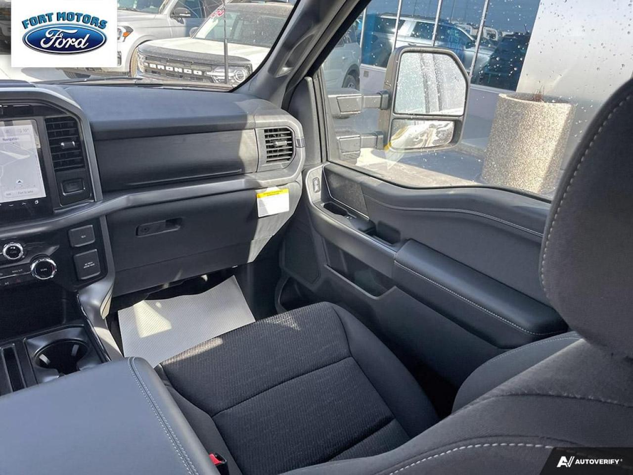 2025 Ford F-150 XLT Photo5