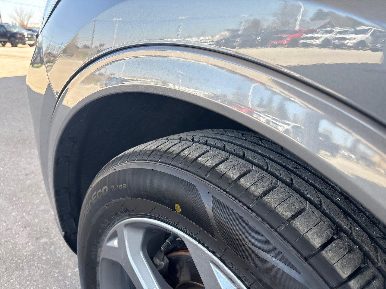 2023 Ford Escape ST-Line - Photo #8